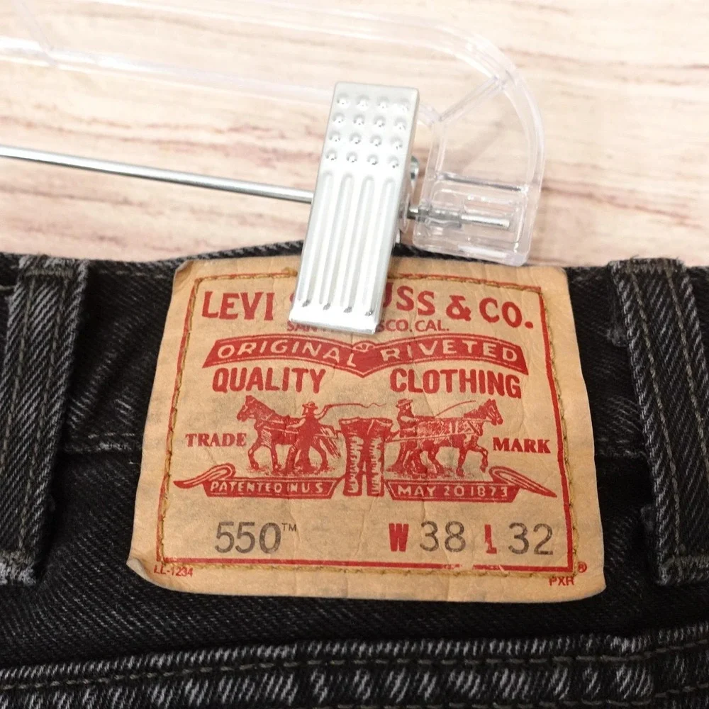 Levis 550 Jeans Mens 37x31 (38x32) Black Charcoal Relaxed Fit Denim Pants